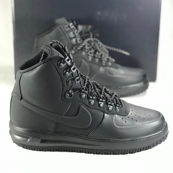 nike duckboot 18